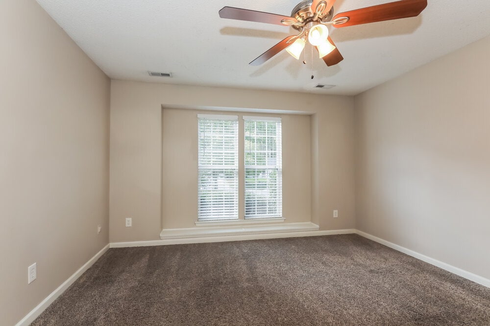 Building Photo - 1007 Salmon River Dr