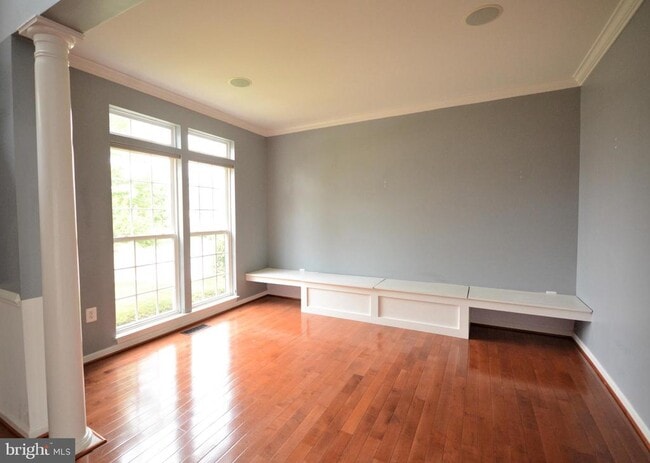 Building Photo - 120 Galyn Dr