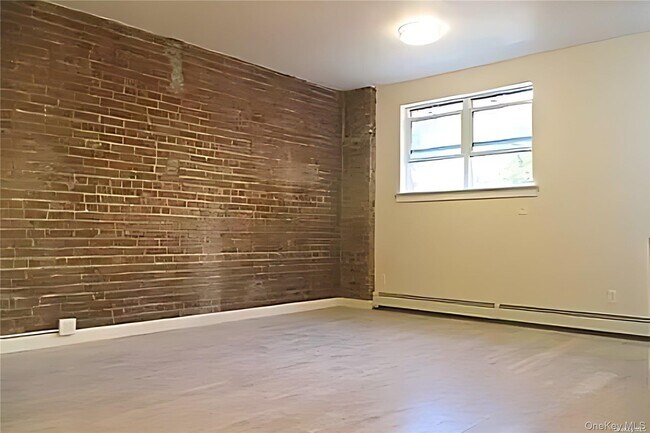 Building Photo - 28-06 35th Ave