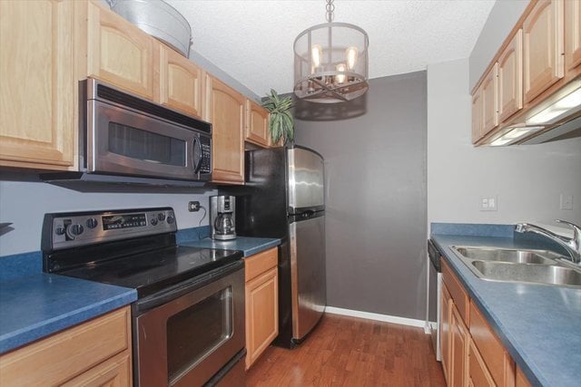 Building Photo - 511 Aurora Ave