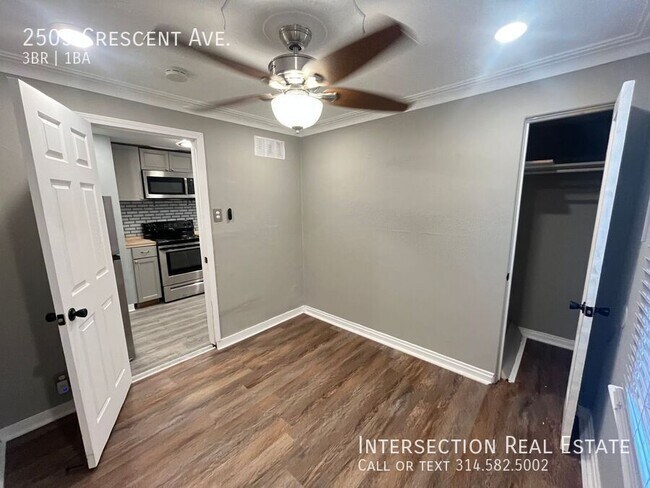 Building Photo - 2505 Crescent Ave