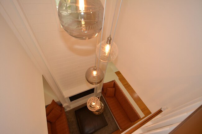 Building Photo - 3BED/3.5BATH in Hollywood Beach