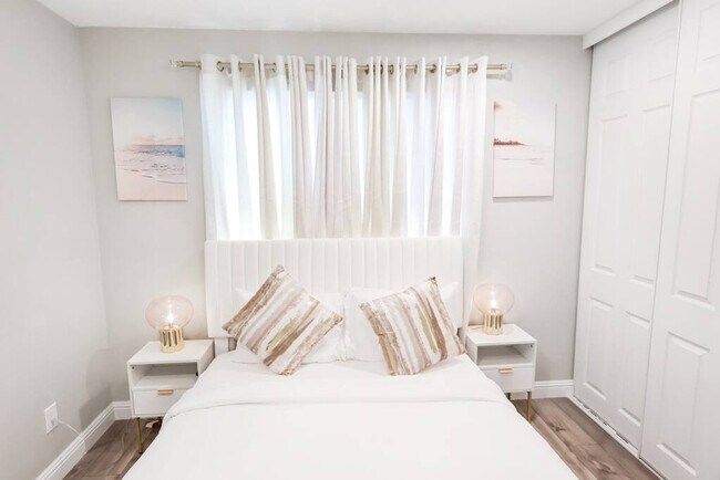 Building Photo - 1063-67 Gillespie Dr