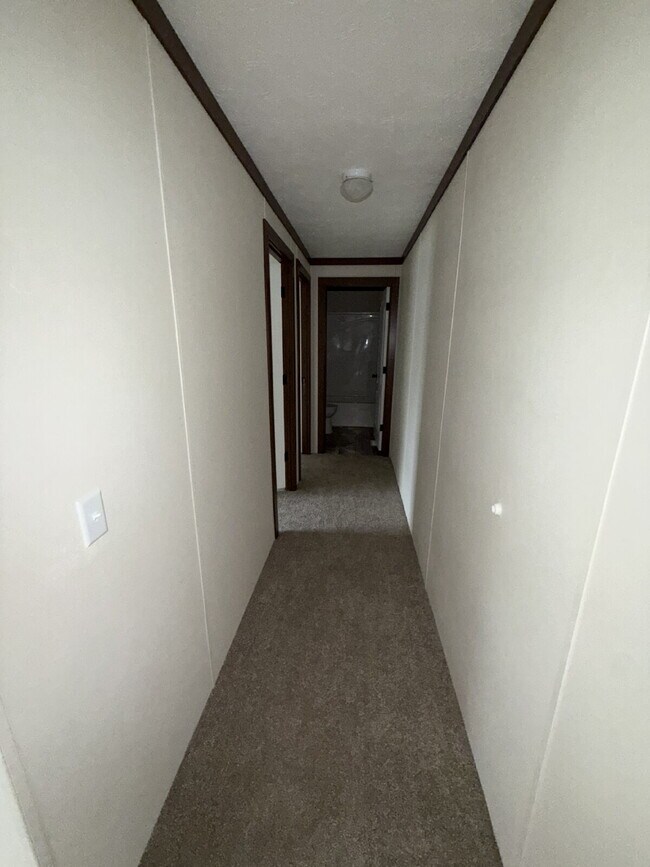 Building Photo - Rare 4-Bedroom Home – Perfect for Larger Families!