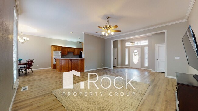 Building Photo - Need space? Take a look at this 4 Bedroom/4.5 Bathroom Home in SW Edmond!