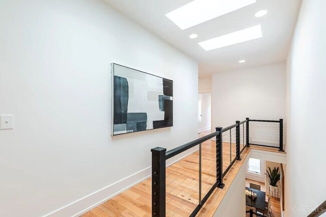 Building Photo - 1325 Knowlton St