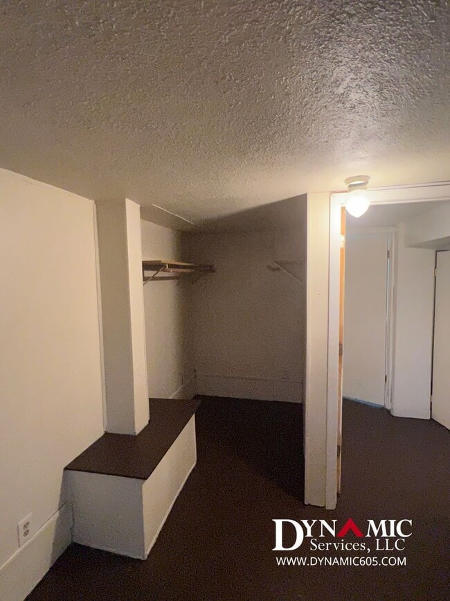 Building Photo - Updated 4 Bedroom, 2 Bathroom House By Augustana University