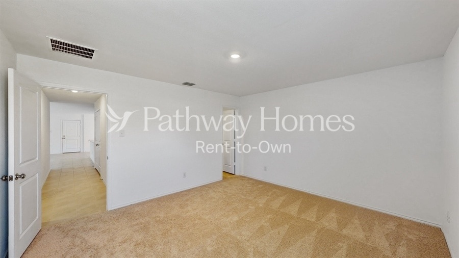 Building Photo - 1329 Plum Rd