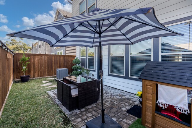 Building Photo - 968 Ford Pines Ln