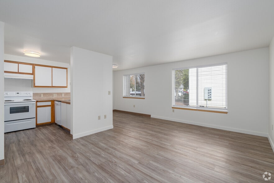 2BR, 1BA - 848SF - Living Room - Columbus Village Apartments