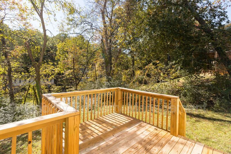 Building Photo - 5754 Taggart Dr