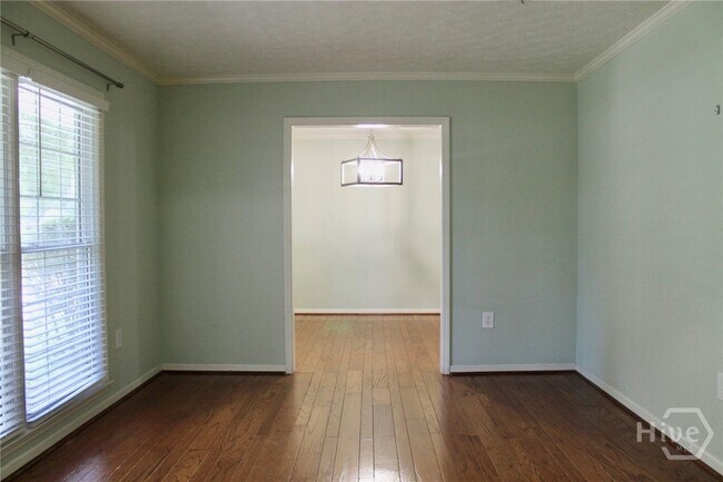 Building Photo - 1409 Bellview Dr