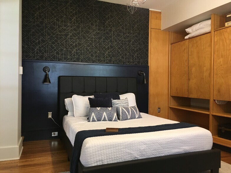 Bedroom - 2012 Harbert Ave