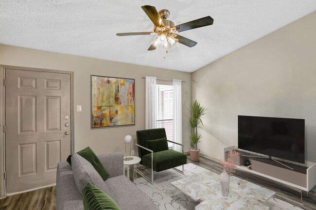 Spacious Living Area with Ceiling Fan - Vue at Knoll Trail Apartments