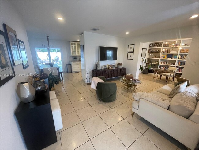 Building Photo - 9770 SW 85th Terrace