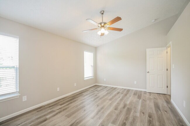 Building Photo - 1609 Orchestra Way