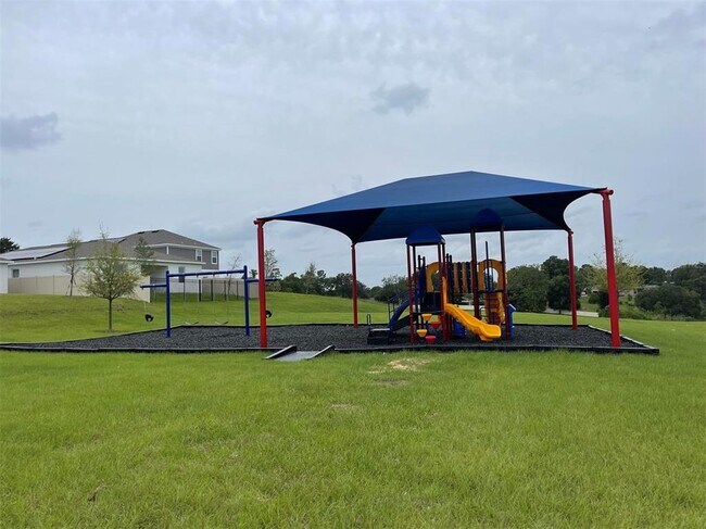 Building Photo - 835 Ofanto Wy