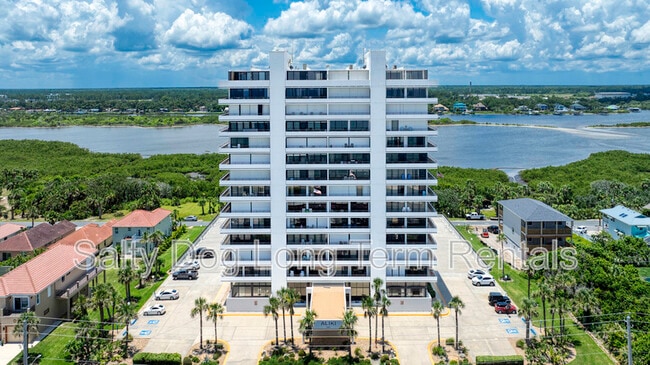 Building Photo - 1601 N Central Ave