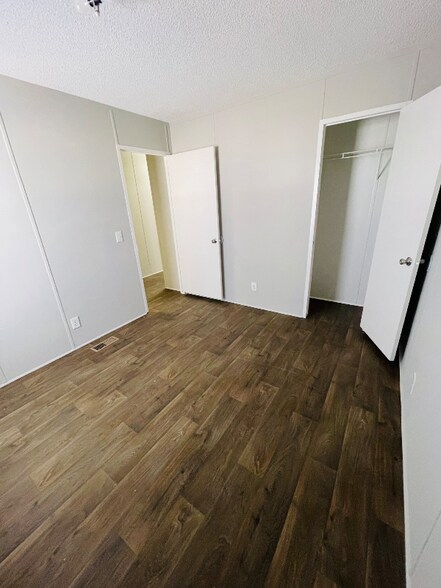 Building Photo - 33230 Walker North Rd