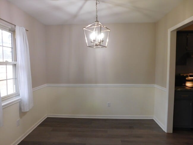 Building Photo - 842 Halifax Cir