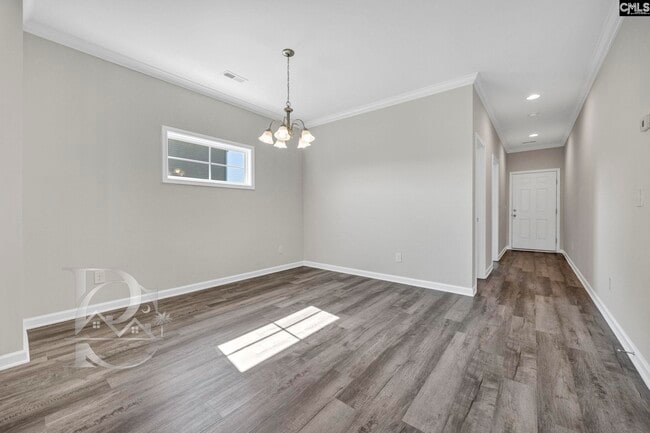 Building Photo - 9 Spinney Ct