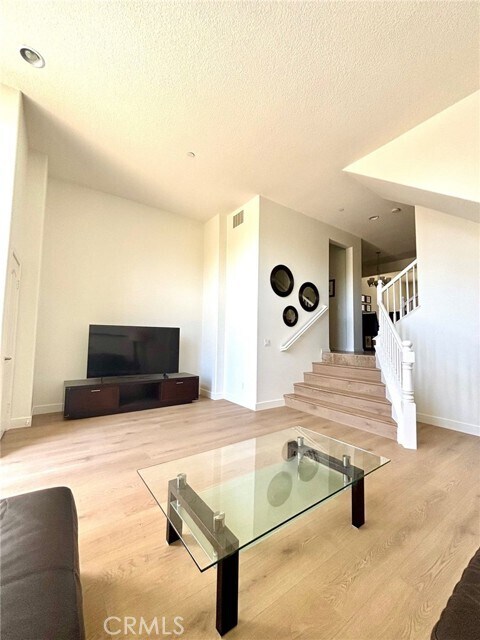 Building Photo - 5404 W 149th Pl