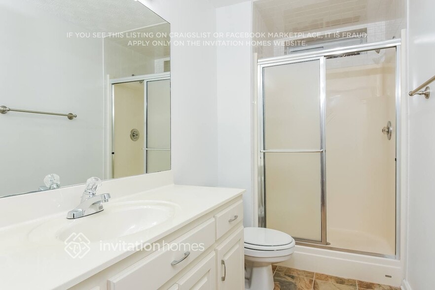 Building Photo - 2011 Castlemaine Cir