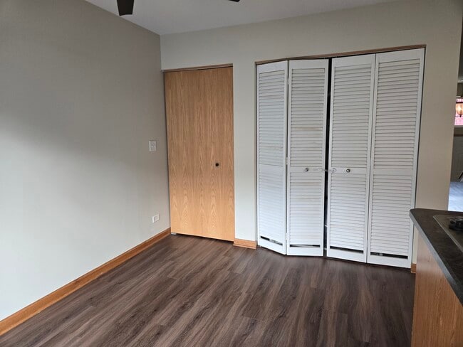 Building Photo - 552 Richard Brown Blvd