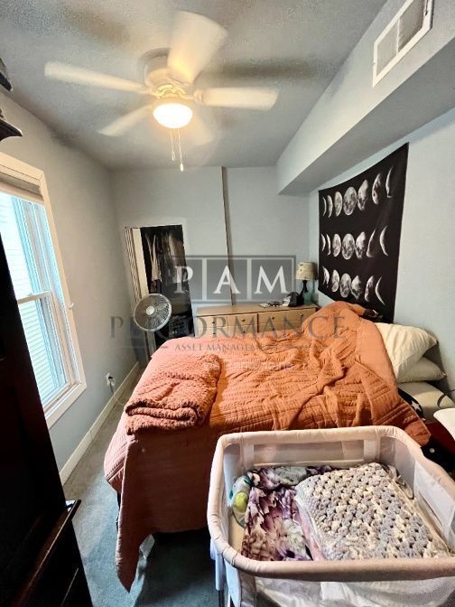 Building Photo - 3727 E Squire Ave