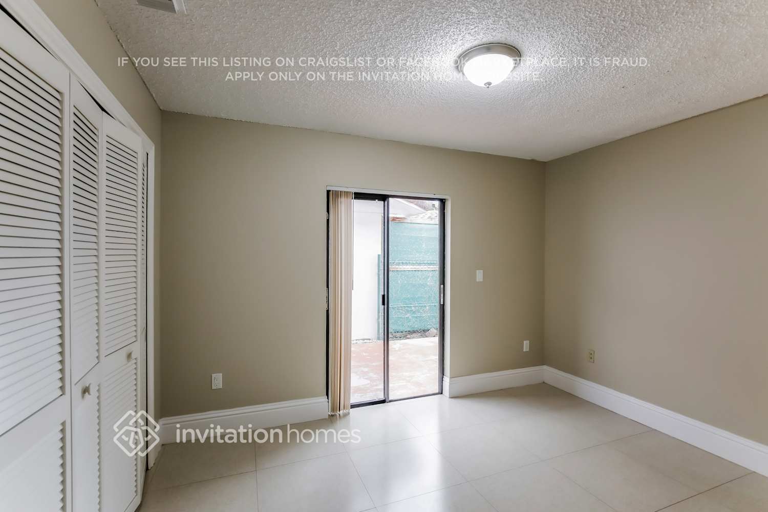 Building Photo - 15052 SW 63rd Ter