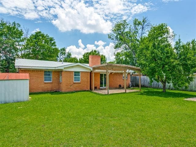 Building Photo - 3023 Topaz Ln