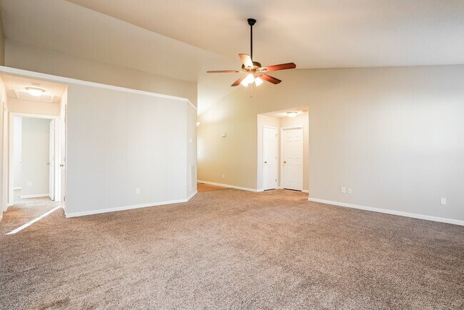 Building Photo - 1501 Poplar Ridge Rd