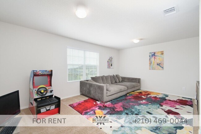 Building Photo - 2019 4-Bedroom Home | 2,106 Sq Ft | Fenced Yard | 2-Car Garage | Pet Friendly | Near Lackland & 1604