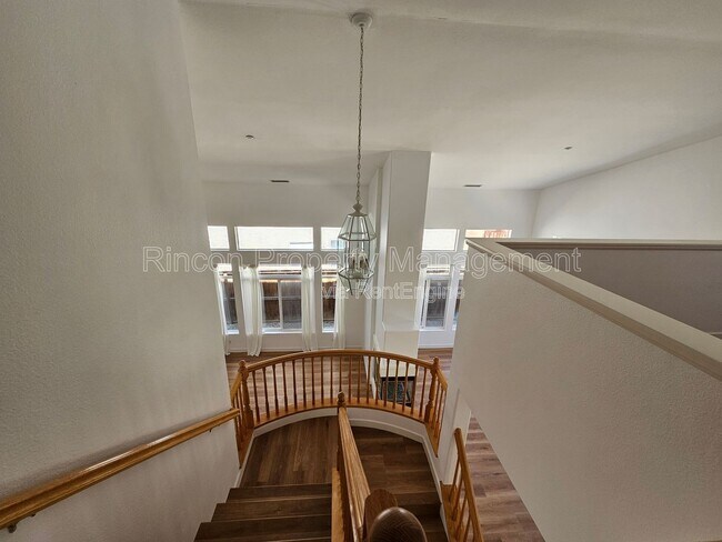 Building Photo - 4782 Templeton St