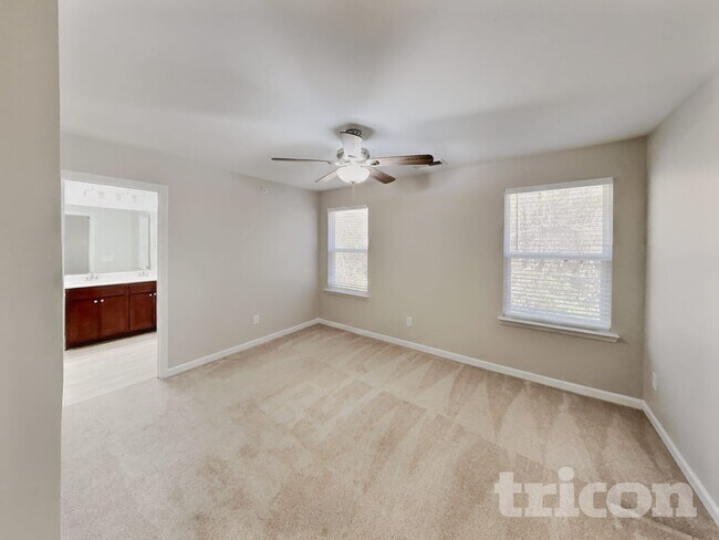 Building Photo - 133 Hickory Station Ln