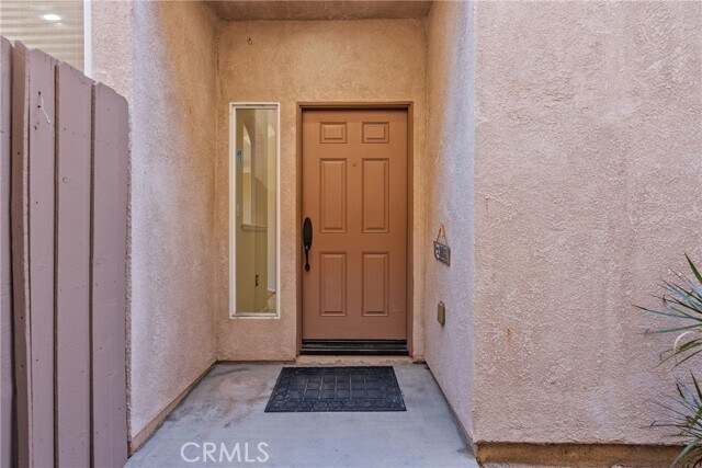 Building Photo - 9447 Hendrix Ln