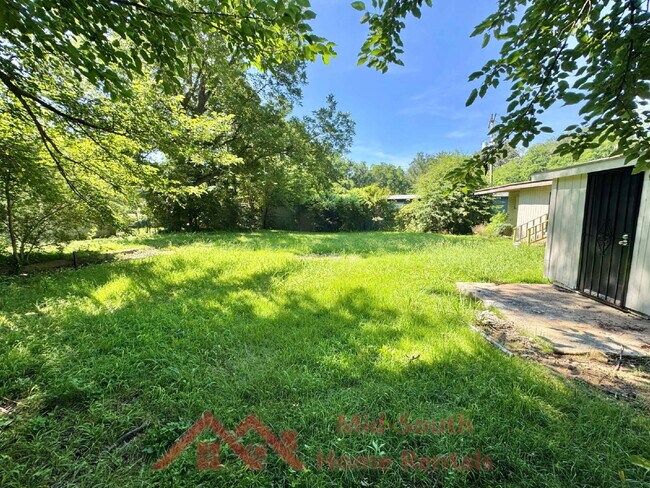 Building Photo - 2876 Cela Rd