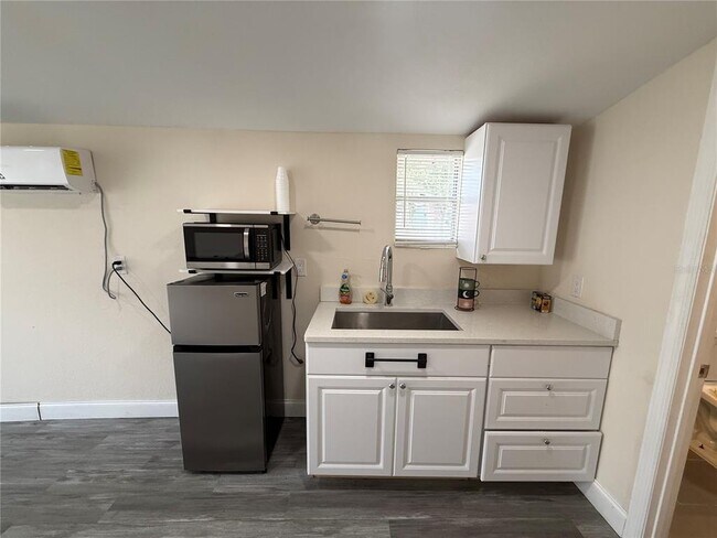 Building Photo - 5620 1st St