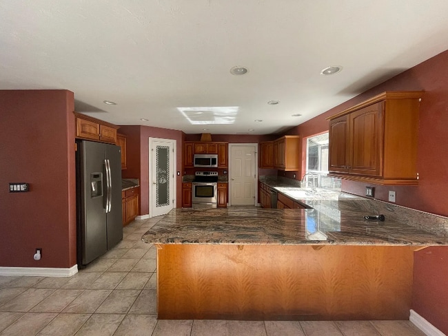 Building Photo - 28450 Faircrest Way