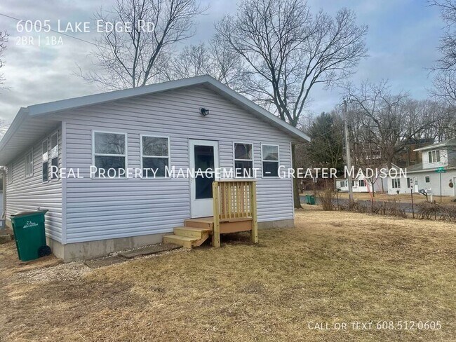 Building Photo - Cozy 2 Bed Home with Lake Waubesa Access!