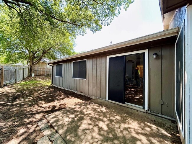Building Photo - 1709 Morning Quail Dr