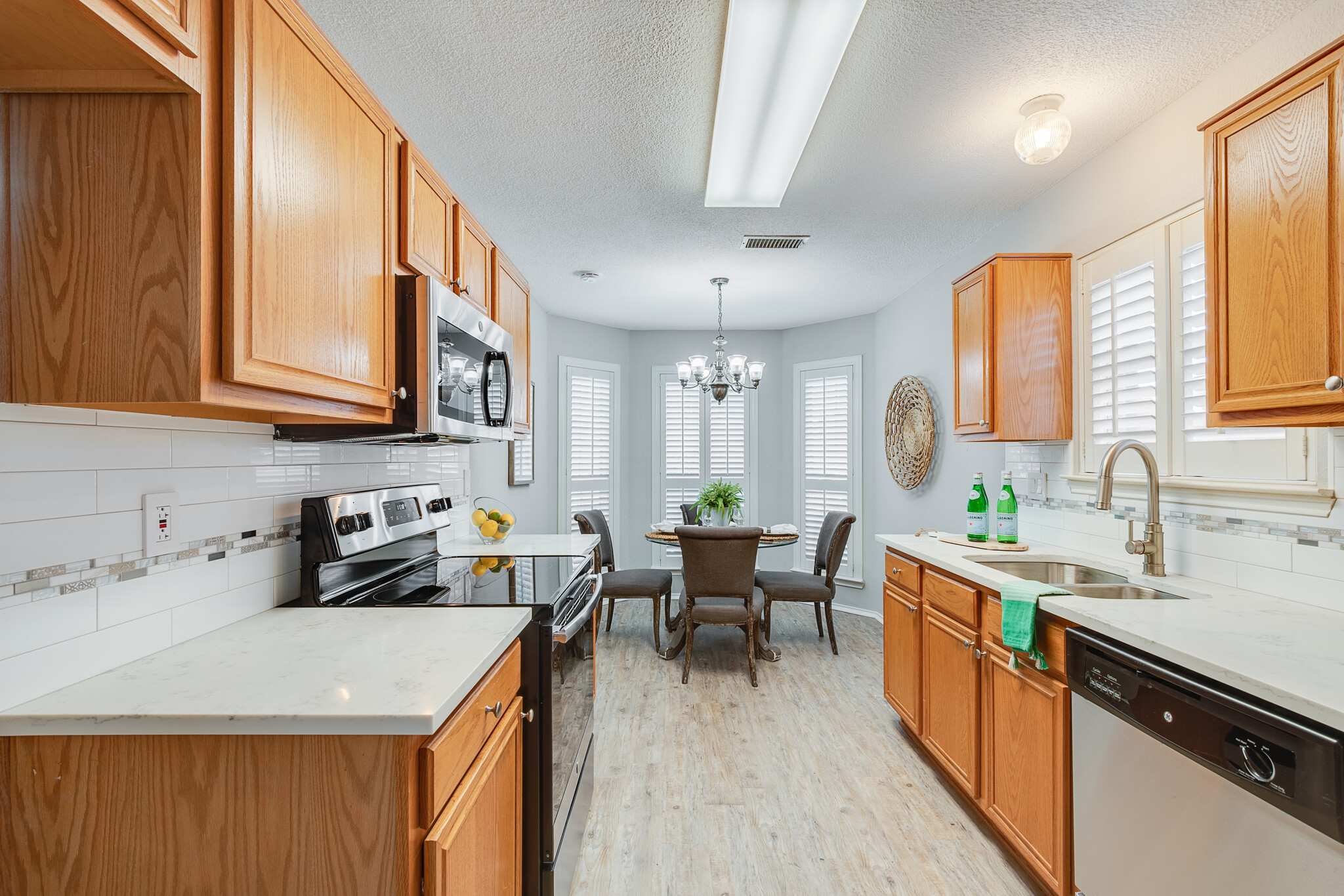 Kitchen & Dining - 2508 Concina Way