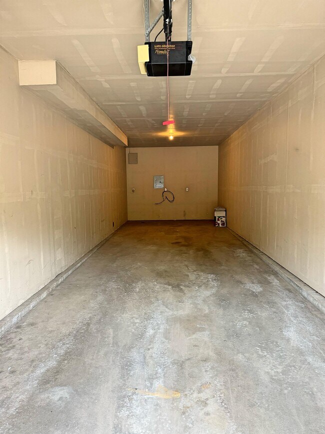 Building Photo - 4271 S Blackhawk Cir