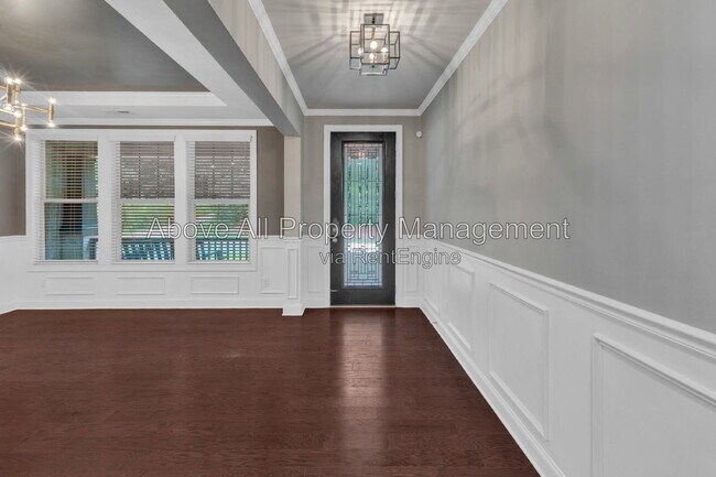 Building Photo - 8313 Henderson Rd