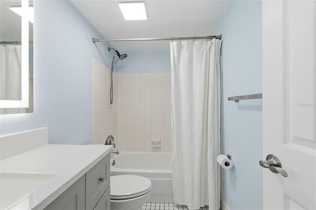 Building Photo - 1125 83rd Ave N