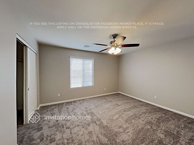Building Photo - 1391 S Moccasin Trail