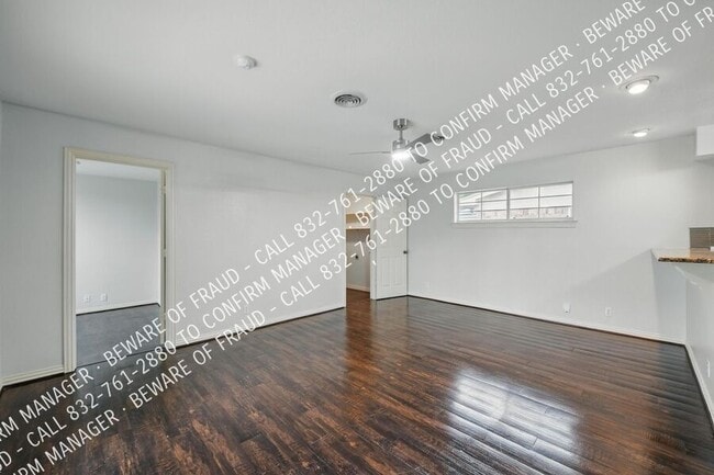 Building Photo - 506 E Alexander Ln