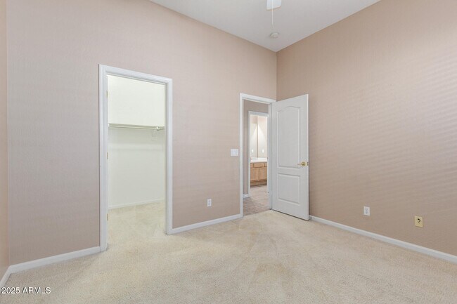 Building Photo - 3519 E Bridgeport Pkwy