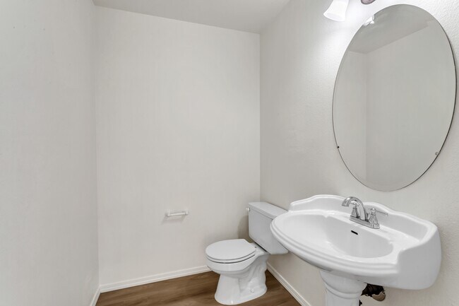 Building Photo - 2867 W 400 S