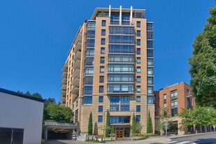 Building Photo - 2351 NW Westover Rd